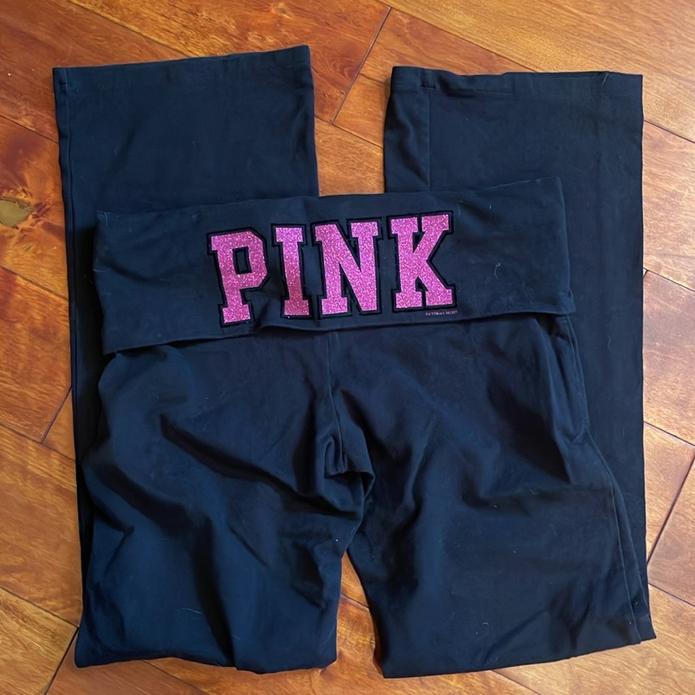 Victoria’s Secret PINK YOGA pants Lg.